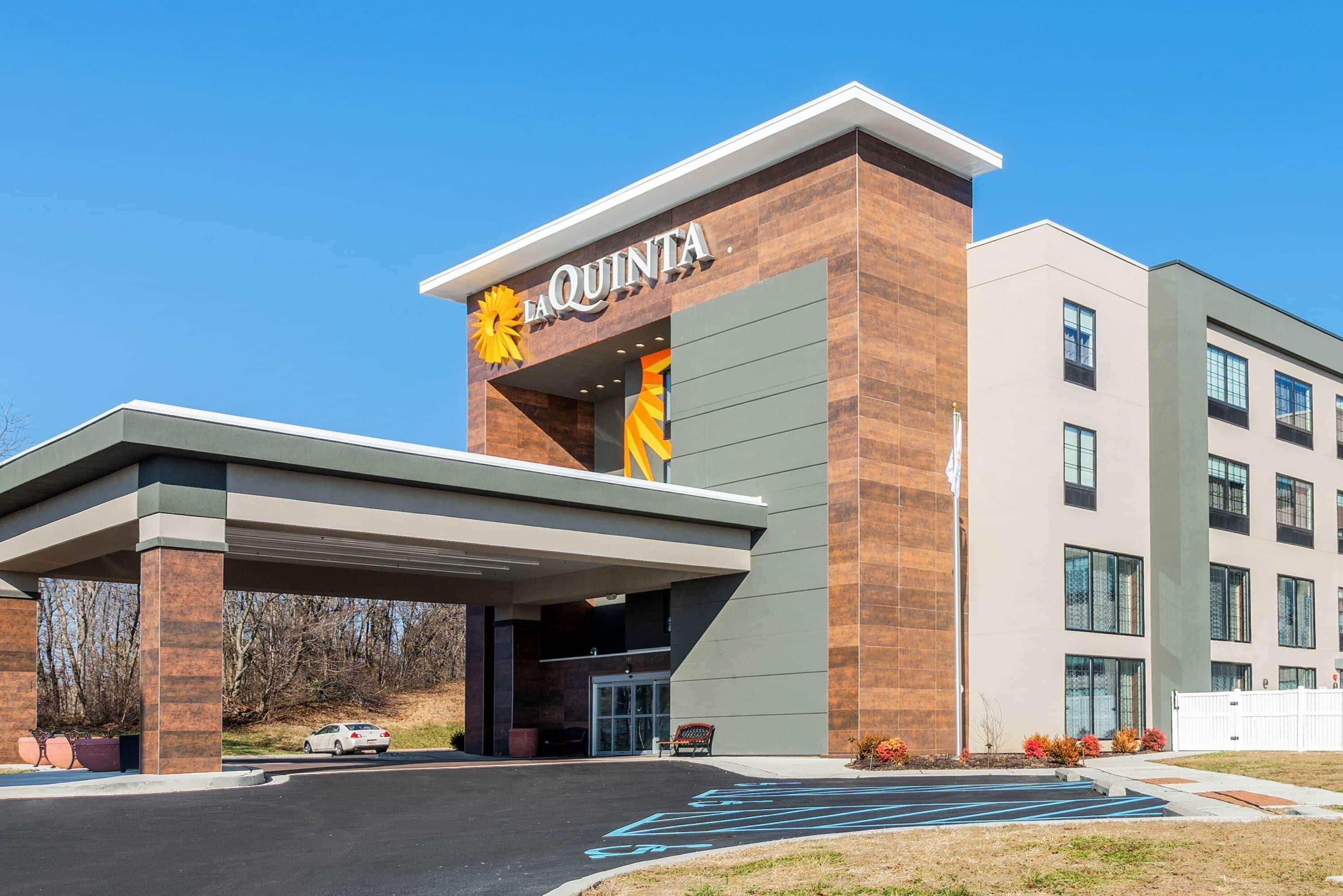 La Quinta By Wyndham Aberdeen-Apg Bagian luar foto