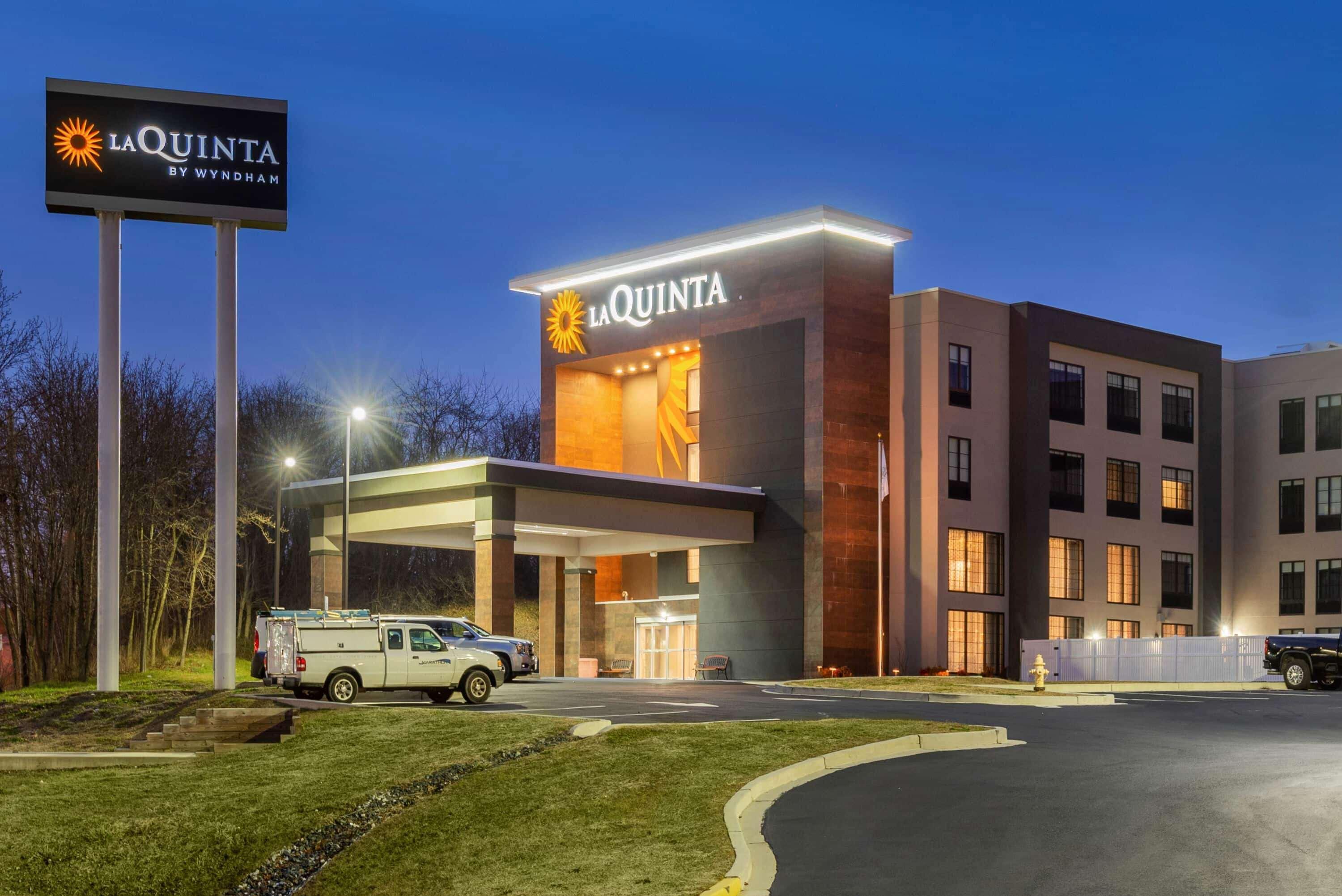 La Quinta By Wyndham Aberdeen-Apg Bagian luar foto