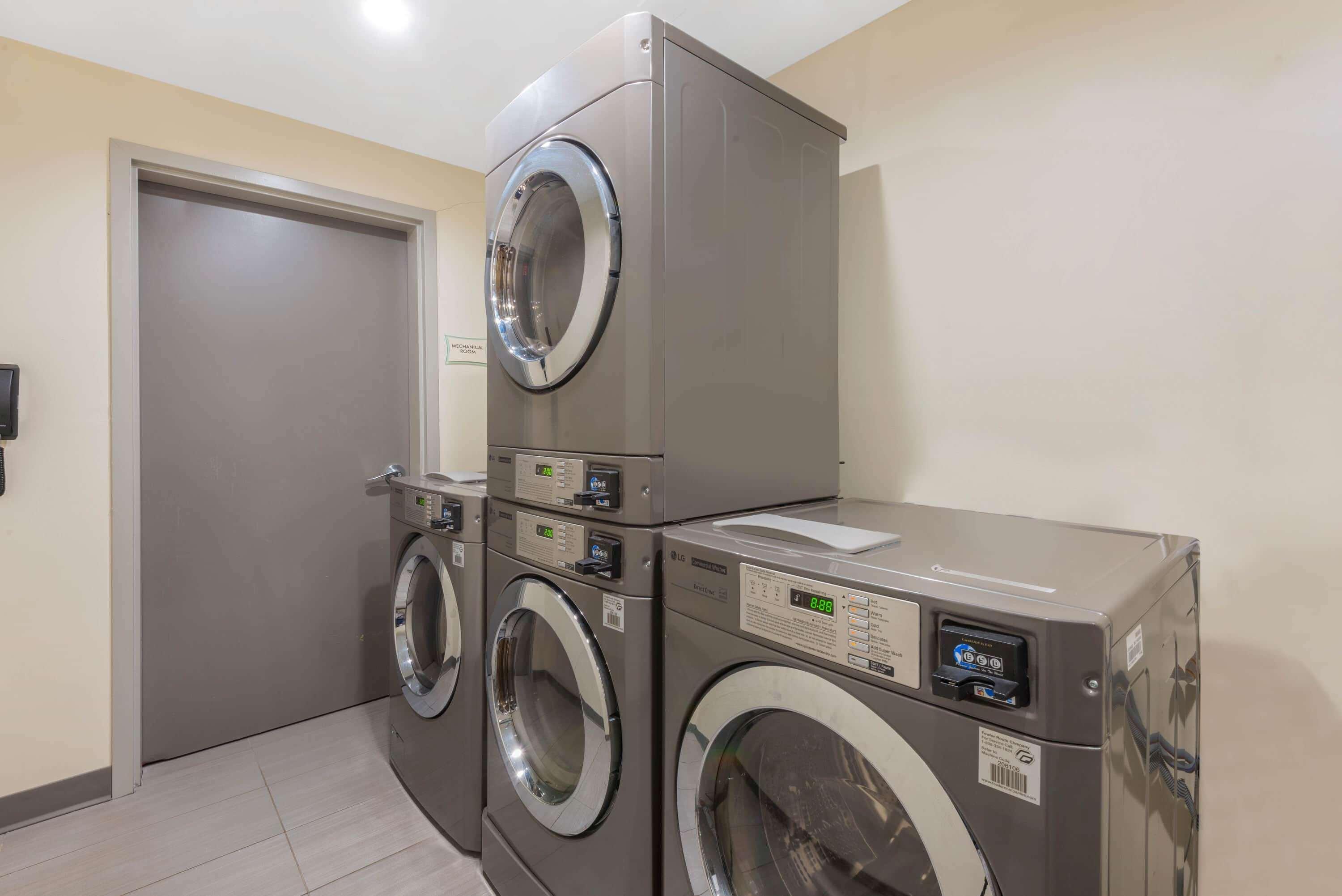 La Quinta By Wyndham Aberdeen-Apg Bagian luar foto